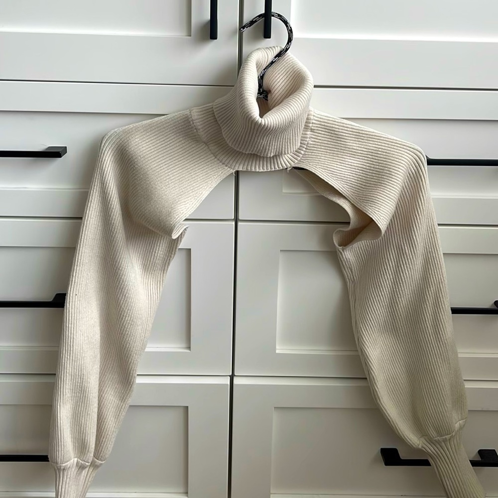 Shrug sweater